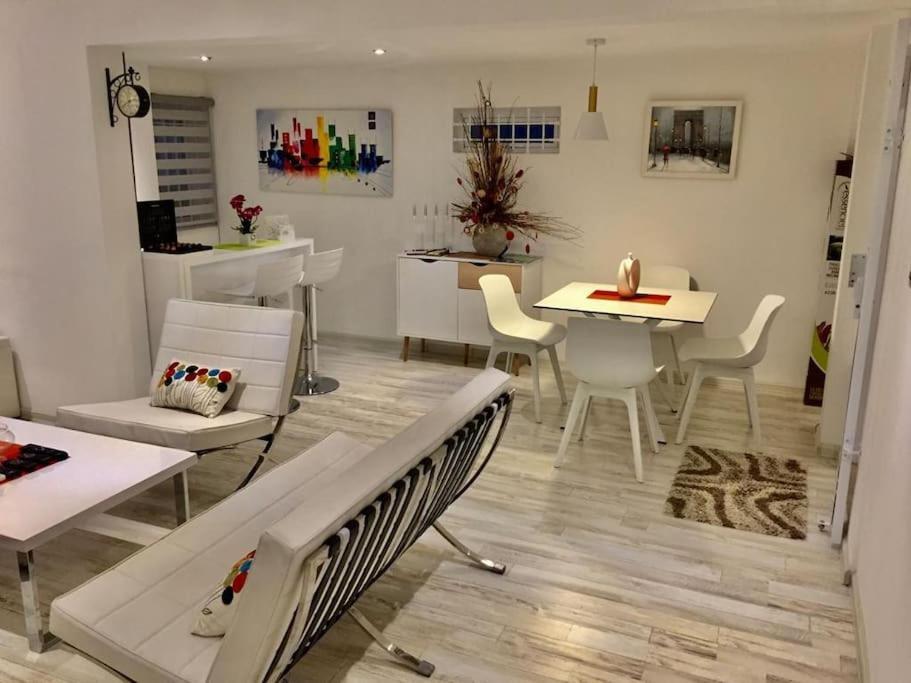 Flic-en-Flacq Villa Anastasia מראה חיצוני תמונה
